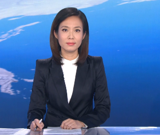 央视"新国脸"宝晓峰:从内蒙古走出的美女主播,45岁仍未婚