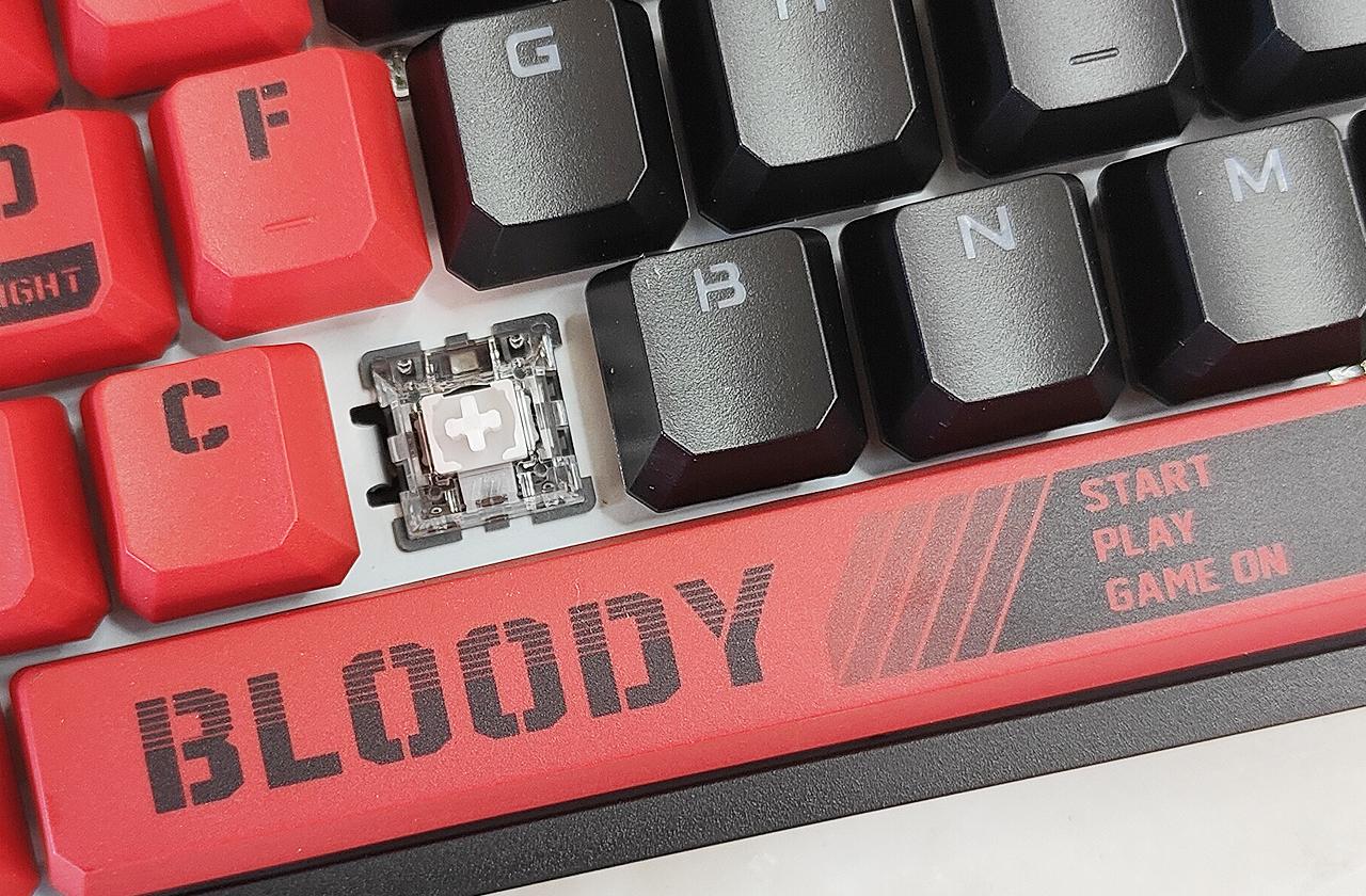 三变速档位设计,双飞燕血手幽灵t87机械键盘