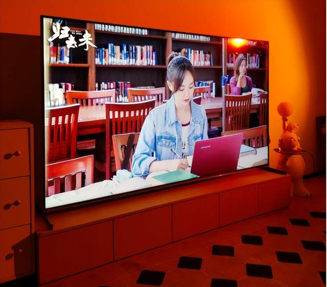 买电视就买ta,海信电视e9惊艳618