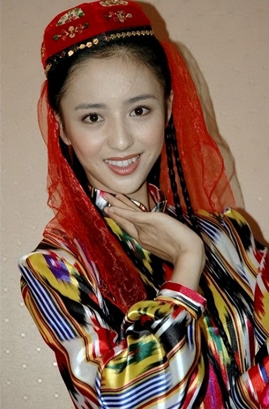 回顾离婚1年后陈思诚居然给前妻佟丽娅送祝福这是什么情况