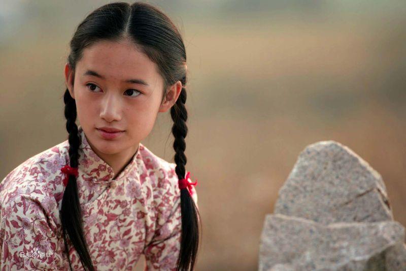 对于郭晓婷这一位女星可能很多人不太了解,因为她的名气相比其他童星