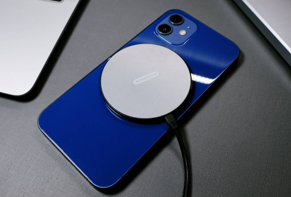 从华为换成苹果，iPhone 12深度体验三天，憋了一肚子的心里话！