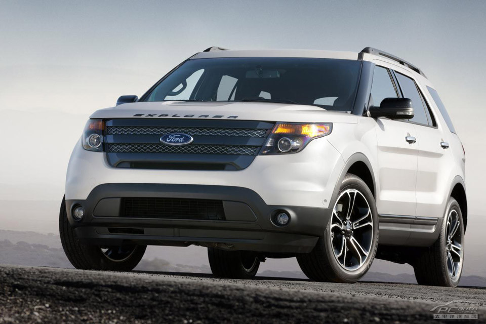 提供st后驱版,新增st-line车型,美规2022年式福特explorer登场