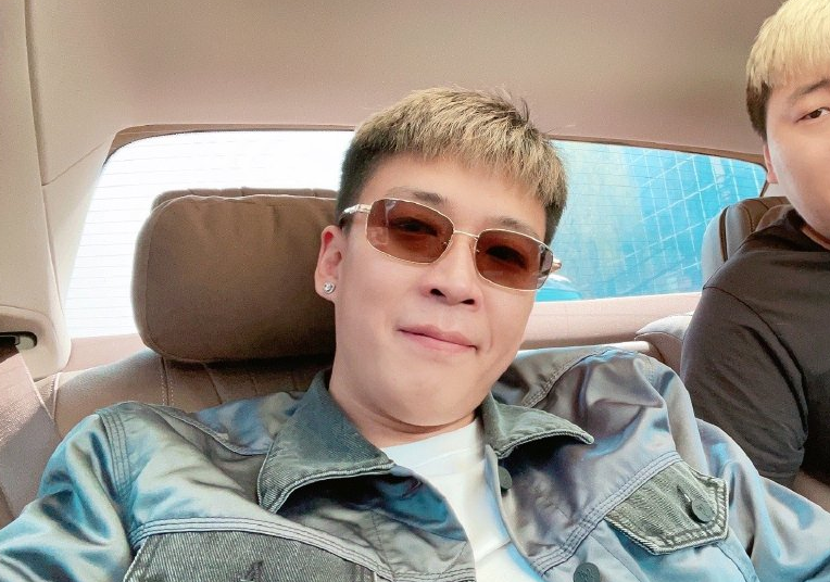 网红刘一手直播大哭,更改账号昵称,宣布从此解散"源佑手"