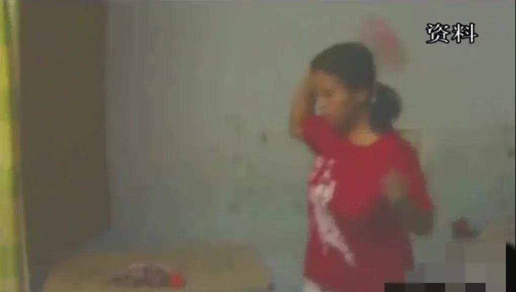 回顾"再让我选一次,照样还会杀她"19岁少女捂死妹妹,轰动四川