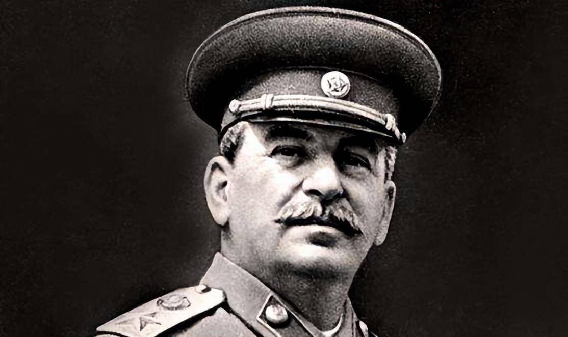 二战期间斯大林儿子被德军俘虏,为何斯大林却将其视为叛徒?