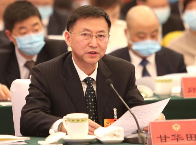 "让教育不再内卷化",甘华田教授提出新方案,获学生家长的支持