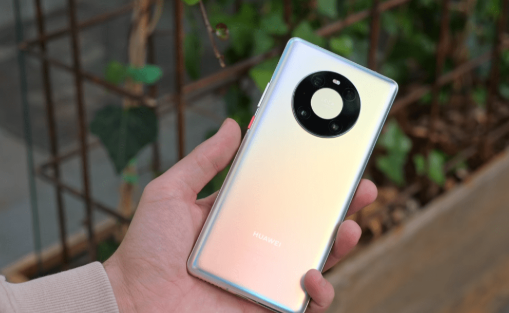 华为mate 40 pro和荣耀magic4 pro哪个更值得买?这三点你必须了解