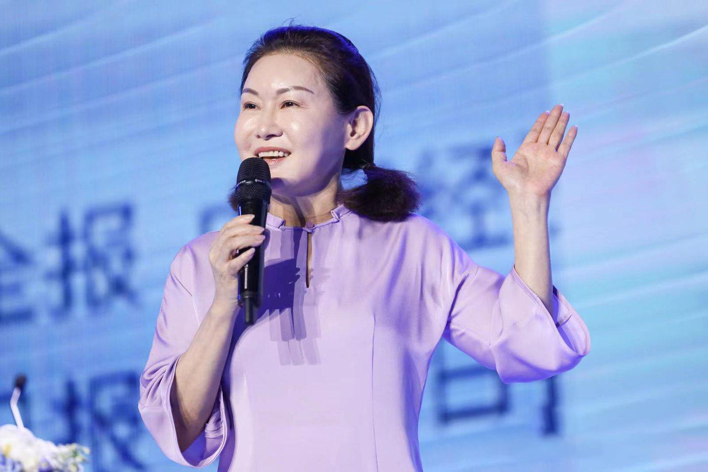 回顾"玻尿酸女王"赵燕,把20元的东西卖到5000元,如今身价500多亿