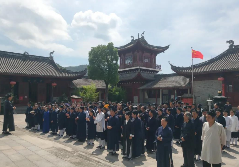 更适合中国人体质的"魔法学院",道教学院招生,没点能耐考不上