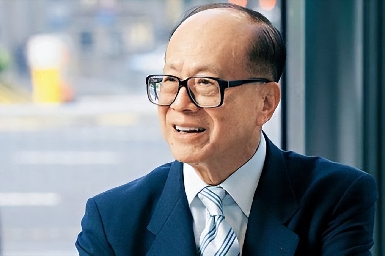 世界船王包玉刚:房产15645处,却没有儿子,5000亿遗产留给女婿