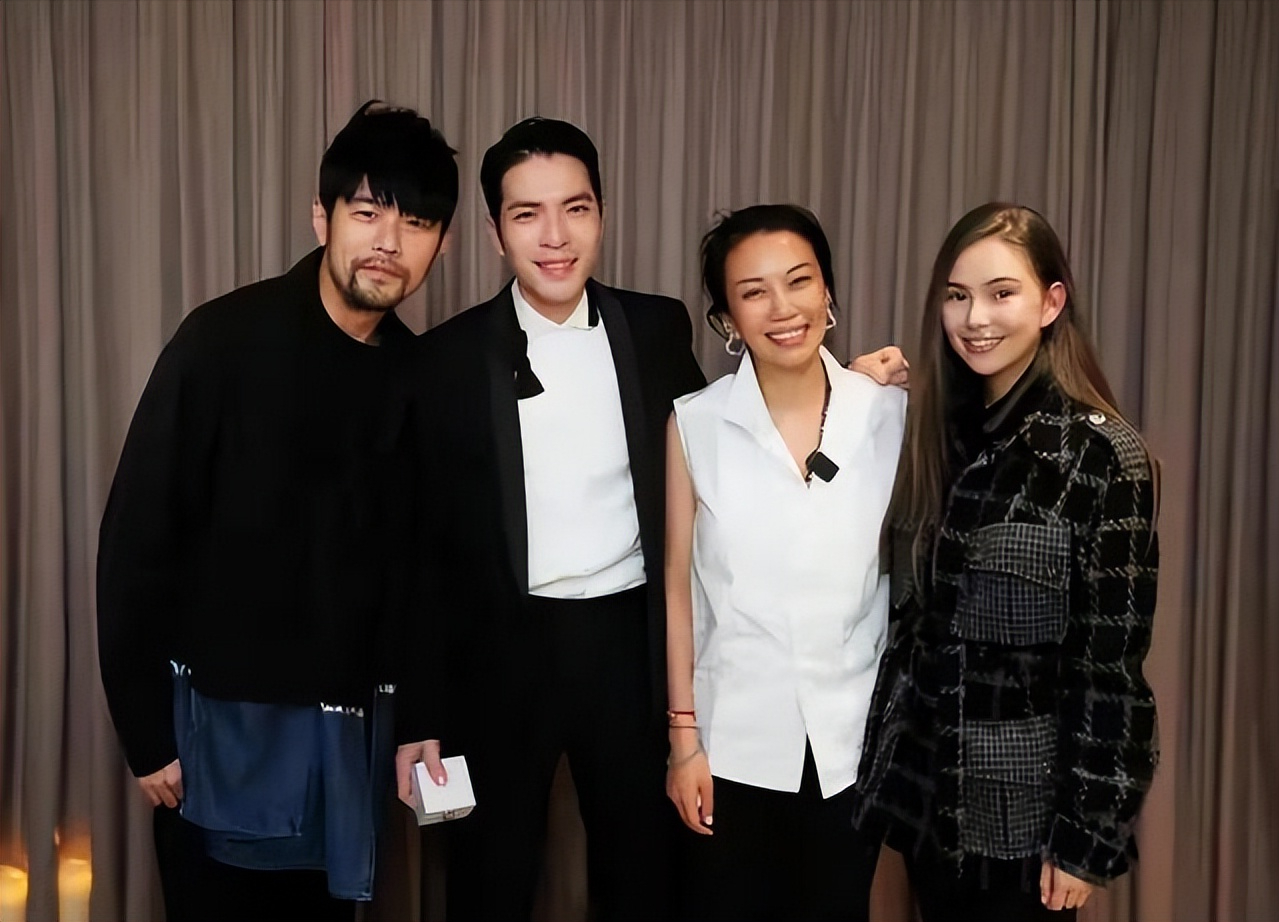 36岁萧敬腾的"新房"火了,豪宅共有8层,装饰奢华,令人羡慕!