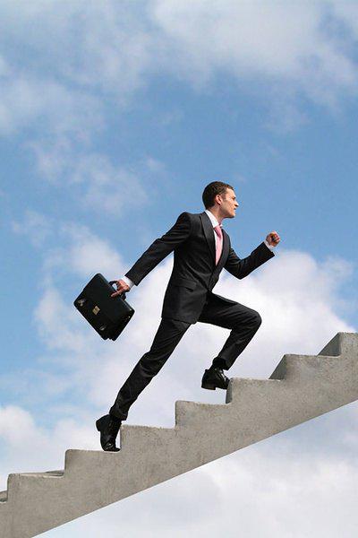 成功的最高层次不是领导别人,而是管理自己,重视自己的底层能力