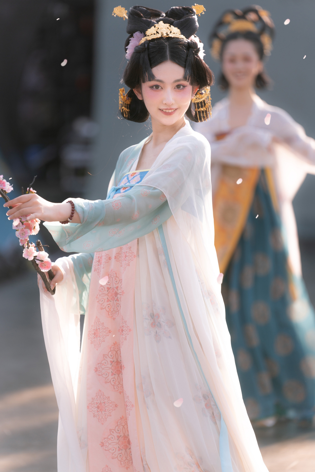 "桃花仙"汉服长什么样?不仅圈内人喜欢,圈外人看了也心动