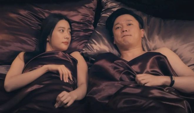 克拉拉:傲人身材真吸睛,前凸后翘超短裙,肖央:真是人间尤物啊