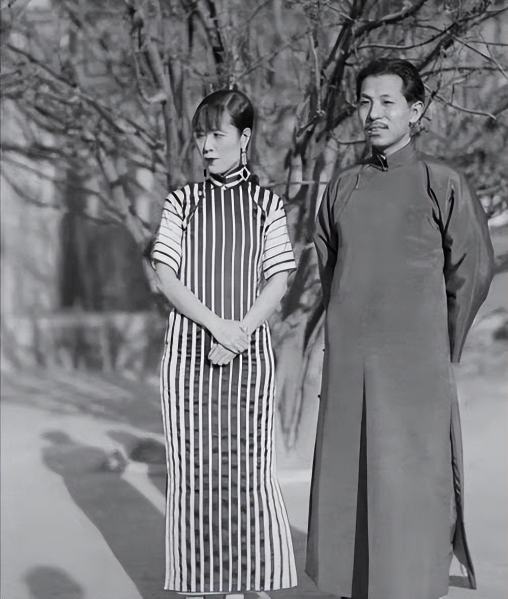 于凤至晚年评价赵一荻:赵四小姐对张家是有大功的,真不容易啊!