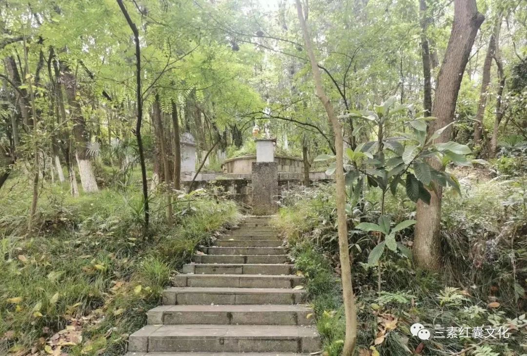 贵州遵义市三阁公园长奶夫人墓欣赏