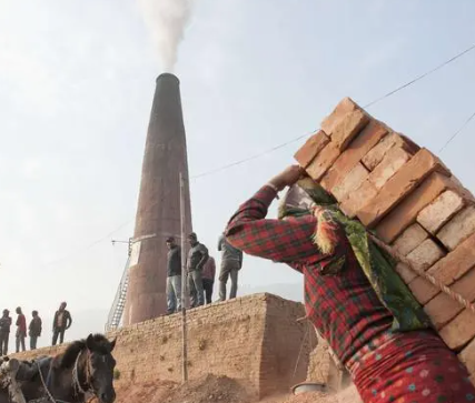 回顾"宜宾高启强"曹培均被捕,情绪失控供出保护伞,仍难改命运