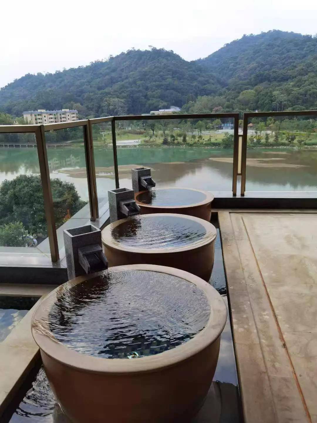 「从化」广州财富温泉酒店-无限次河畔空中温泉 亲子乐园