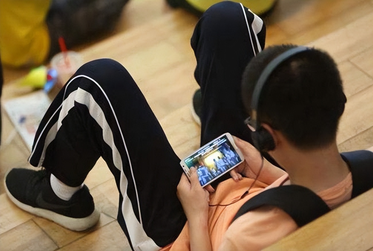 陈美老师:孩子沉迷游戏?家长只要做到这四点!