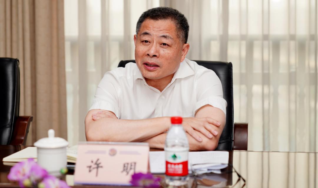 市委政法委召开委机关教育整顿整治情况通报会