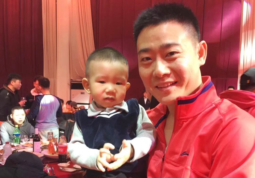 这下凉透了!德云社演员仇女言论上热搜,总队长栾云平发两字回应