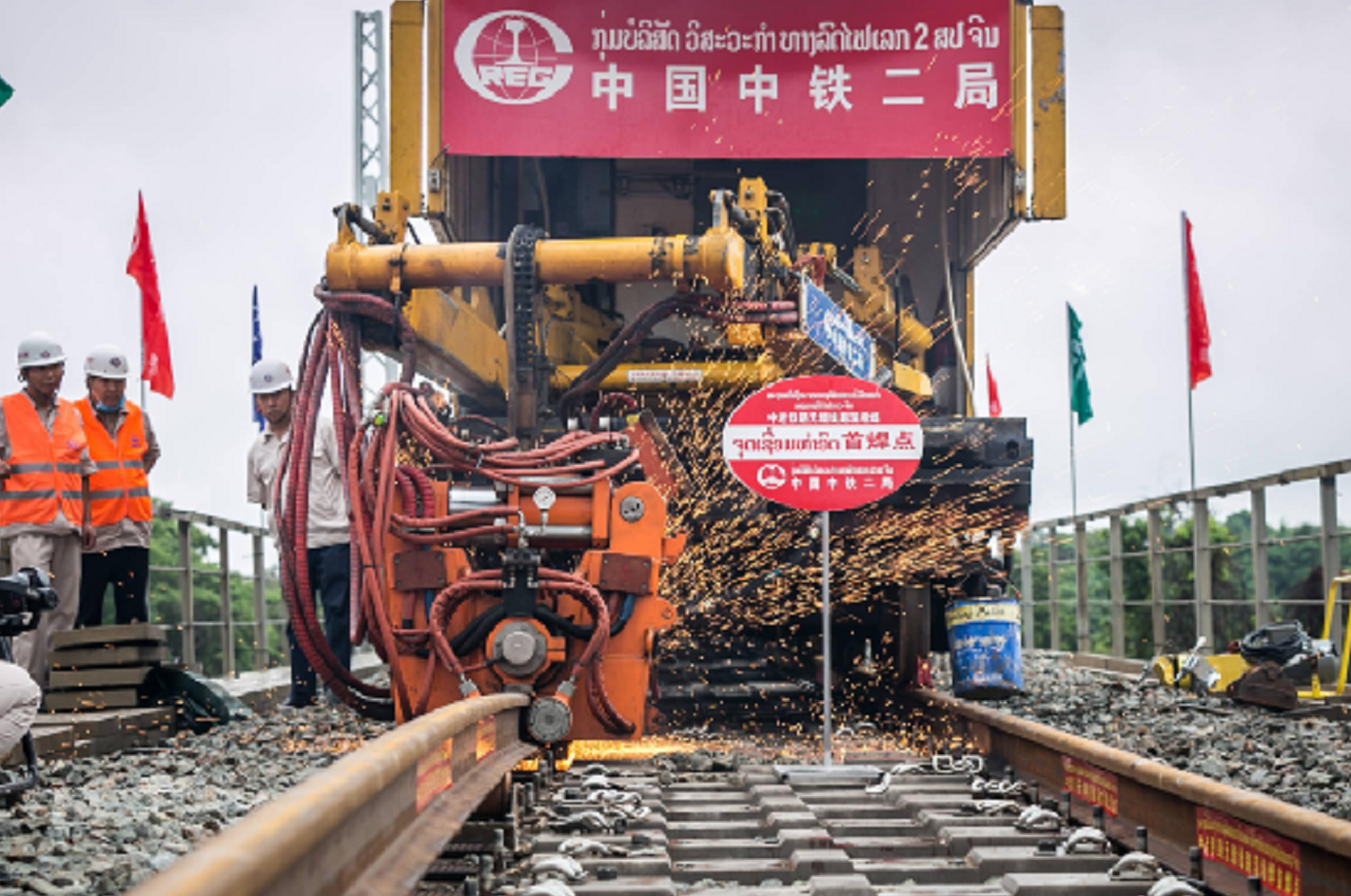 花80亿修建中尼铁路,印度百般阻挠,尼泊尔"脱印"决心有多强?