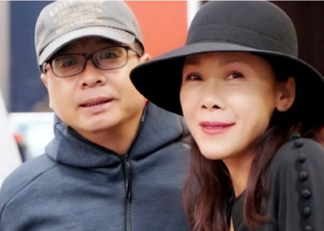 移居海外明星5人现状蒋大为吃老本艰难度日.晚上姜尘不敢出门