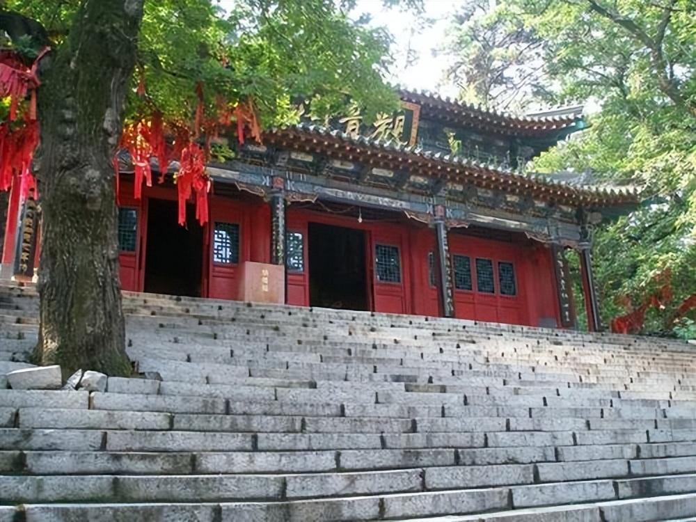 回顾龙潭寺发现水下地宫暗道密布还有巨蛇守护潭水永远抽不干