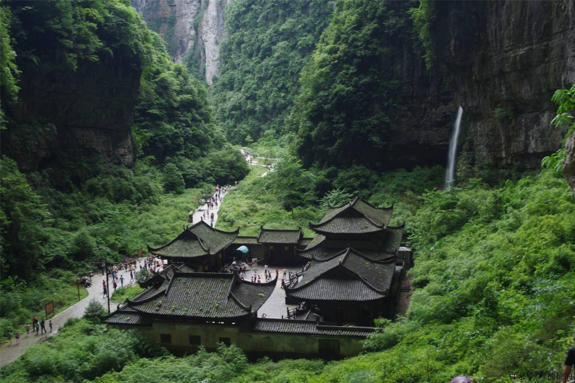 重庆最火十大景区排名(重庆最火十大景区排名图片)