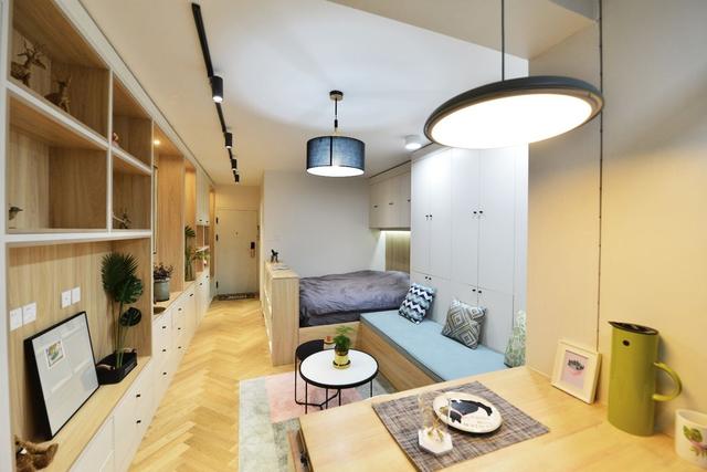 33平现代简约一居室,左右墙面布满储物柜,实现小户型大收纳