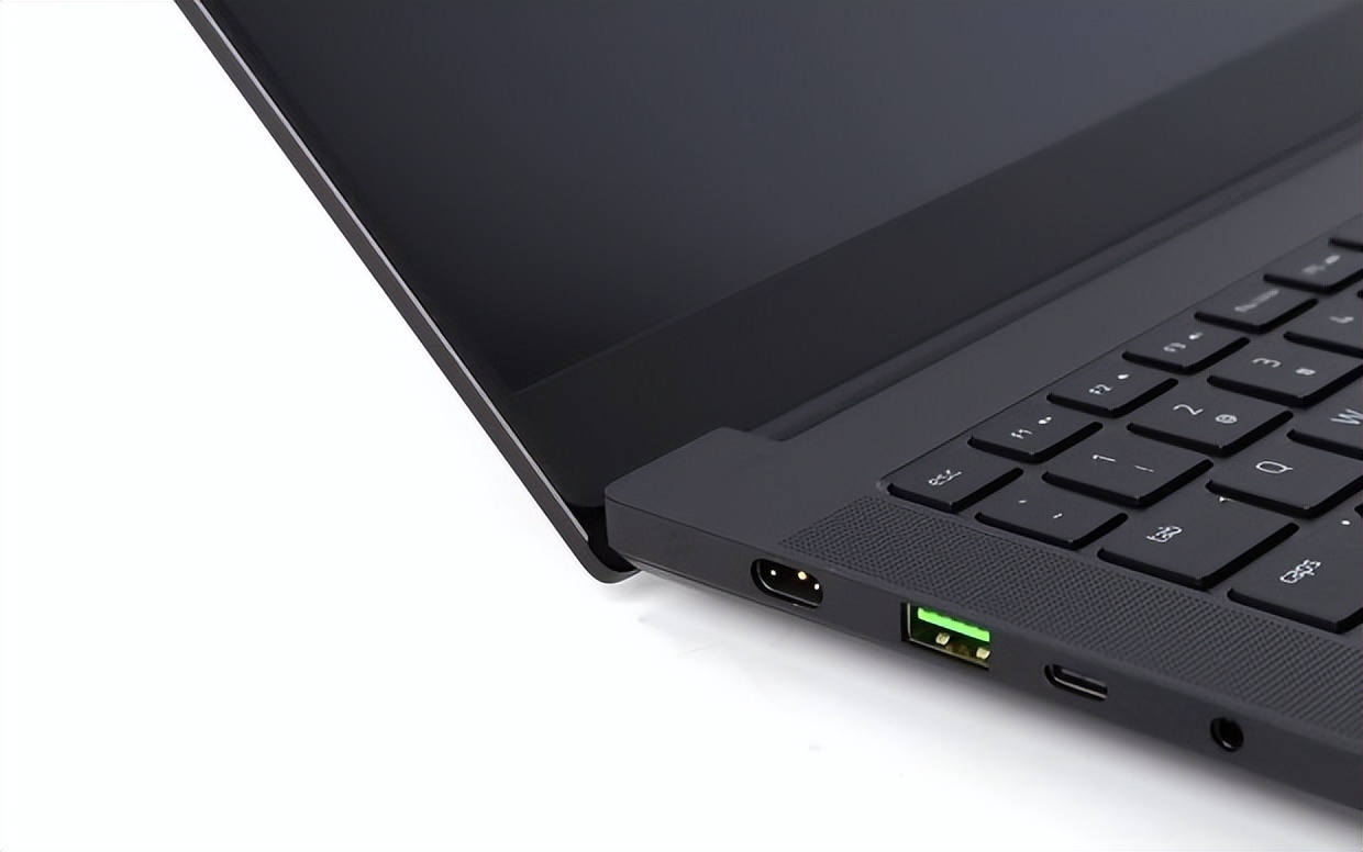 锐龙9 7940hs如何做到极致轻薄?雷蛇灵刃14 2023游戏本评测