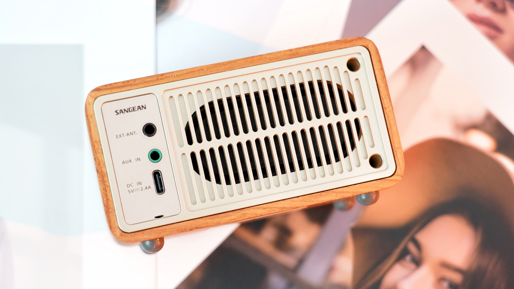 千万宠爱,山进master m1 柚木实木蓝牙小音箱,这颜值送女友绝了