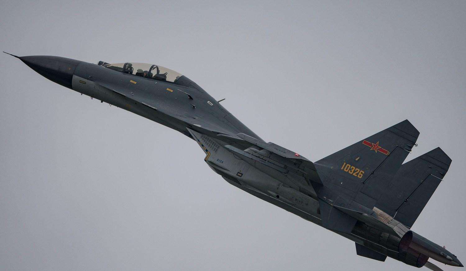 歼16终于加了隐身功能,"隐身炸弹卡车"问世,或将迎来质的飞跃