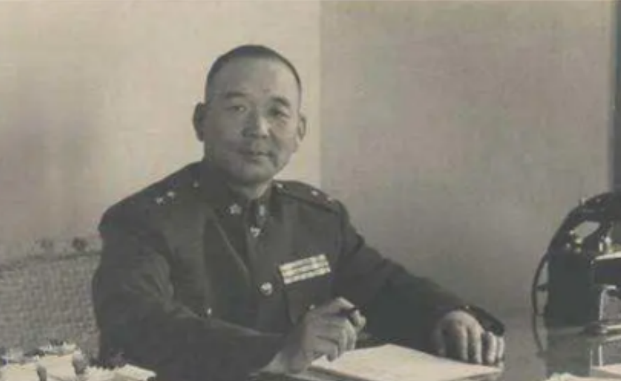 国民党上将胡琏,戎马一生取32块弹片,却从不提粟裕