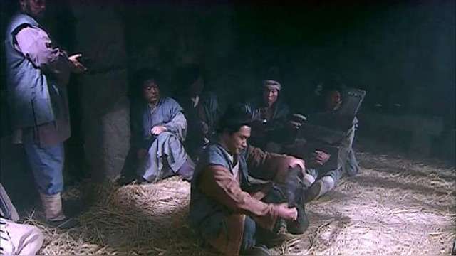 武松初到孟州牢城营无依无靠面对管营示好为何毫不领情