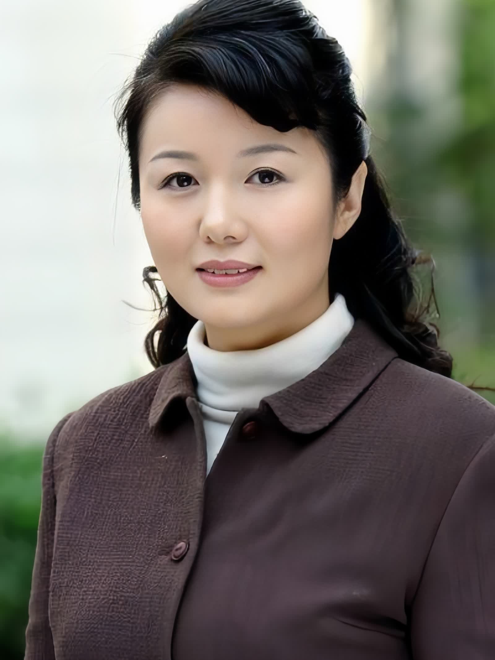 贤妻良母形象出色,演技精湛!演员郑卫莉深受观众喜爱-度小视