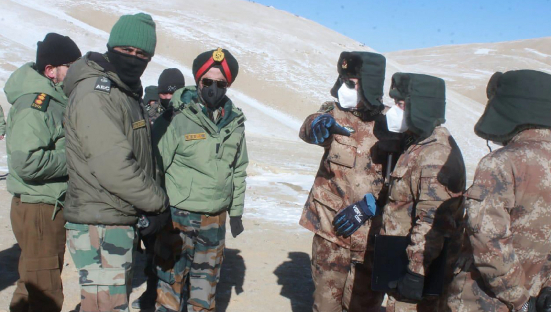 2020年6月,印军不顾两国边境的和平维护,公然闯过中印边境线与我军