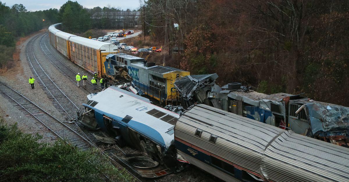 希臘交通站經理被捕,並在火車相撞導致57人死亡後被控過失殺人罪