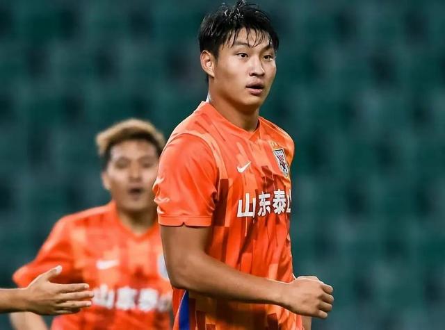 泰山队新秀爆发,水平远超郭田雨,回归后将成球队建队核心