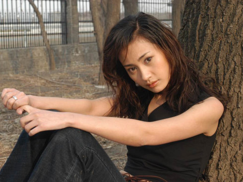 2001年,刚毕业没多久的杨雪