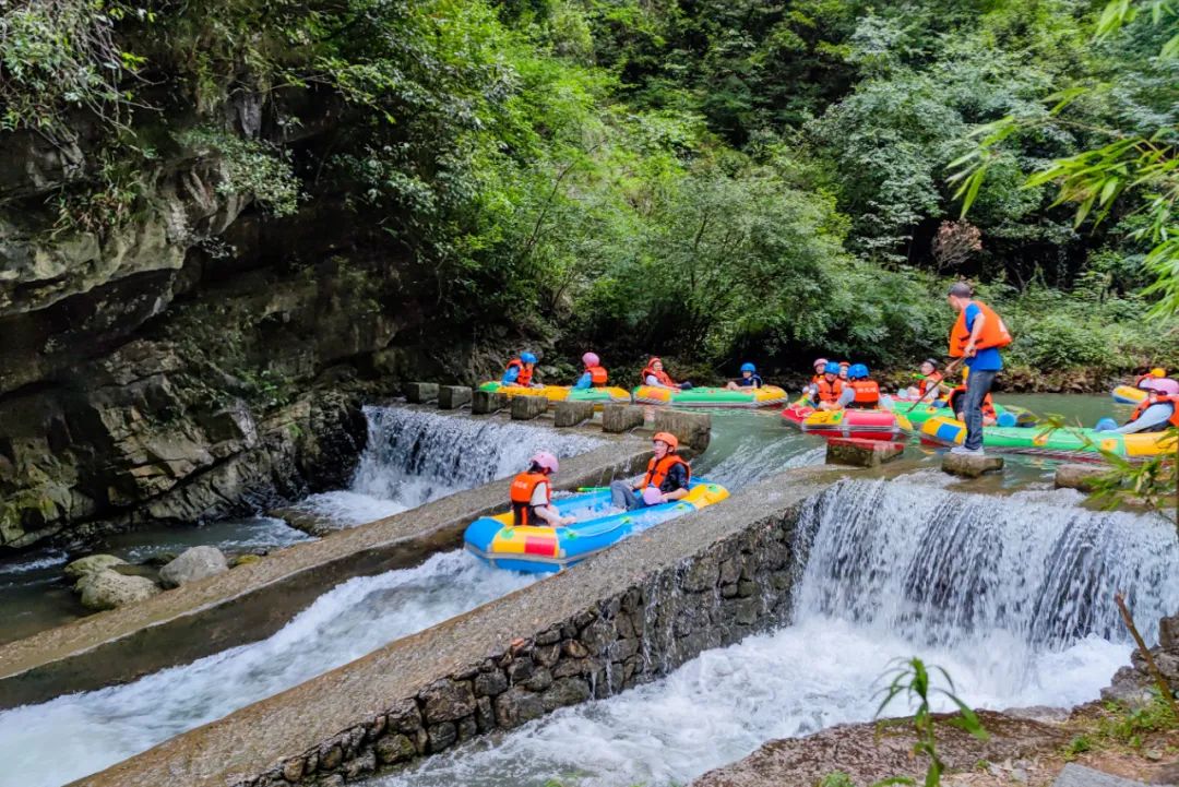 国潮密令起,漂流不打烊!国庆畅游神龙峡约起~
