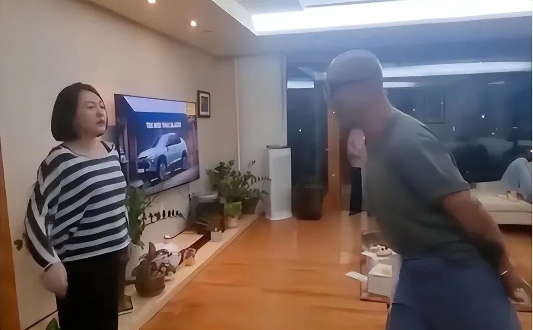 大s要求汪小菲五日内须支付400万,人肉提款机何时才能停止打款?