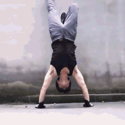 李健突晒肌肉照,好身材的保养秘诀竟是八字箴言,你收藏了吗?