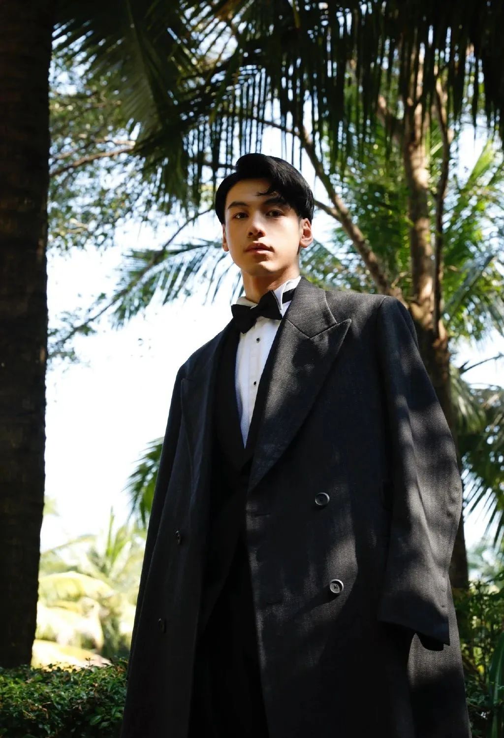 帅到跟杨洋并称为军艺双子星,比脸还好看的,是他的身体