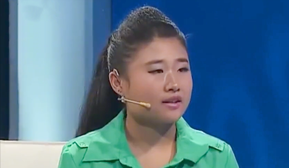 自称仙女的女人名叫王守英,王守英出生在1990年,是一名九零后的女生