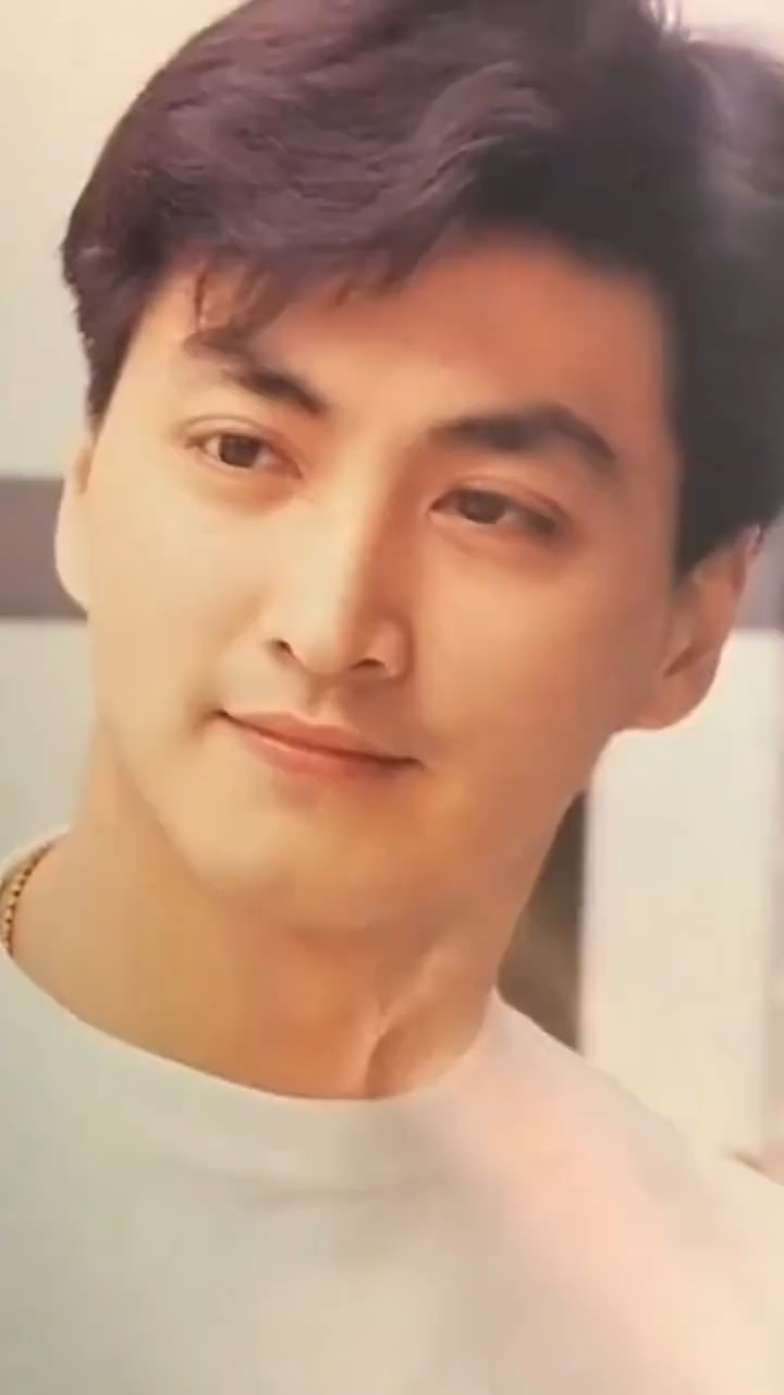 35岁何家劲和65岁的何家劲!