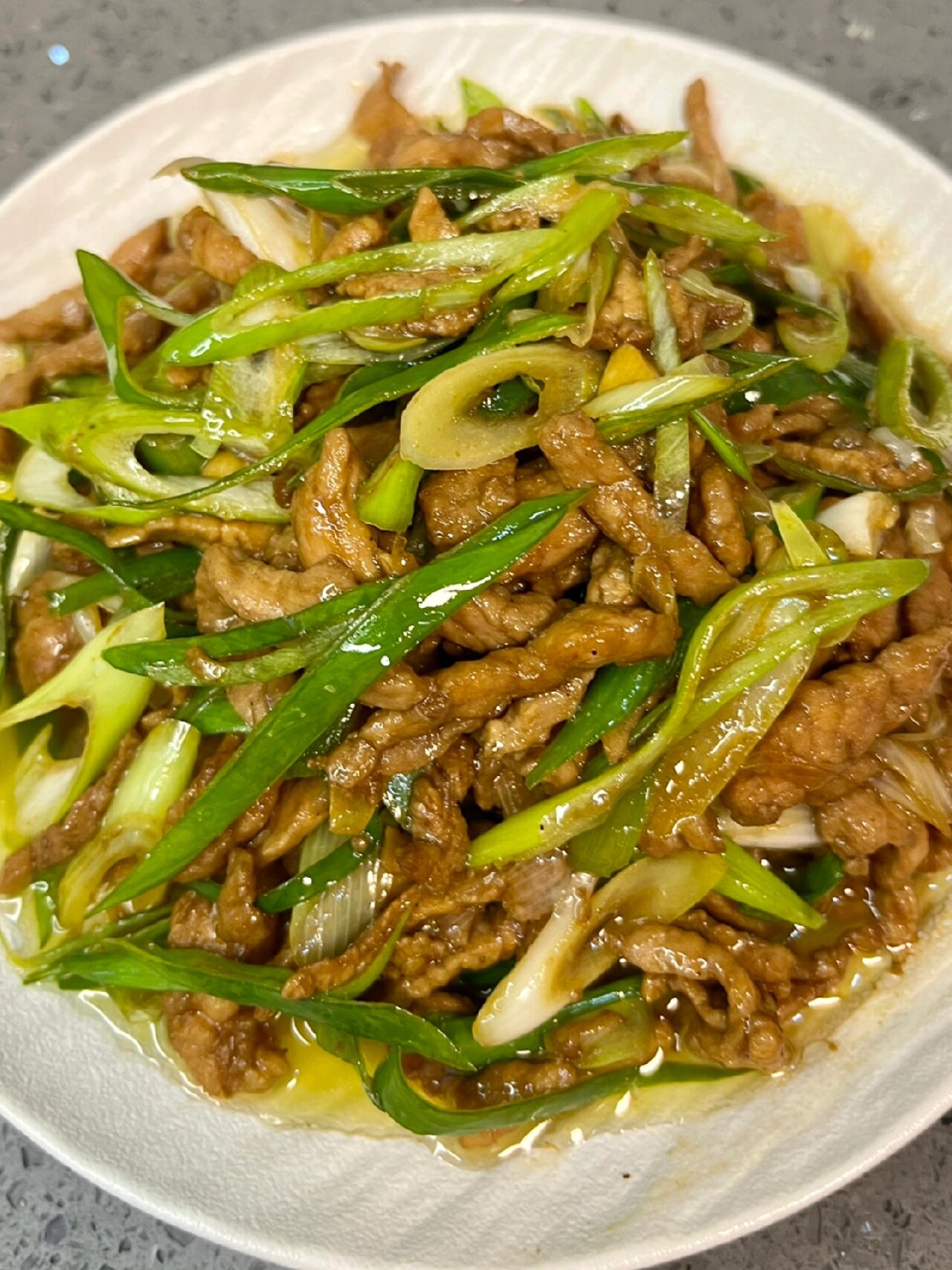 Stir-Fried Pork Slices with Scallion (Cōng Bào Ròu Piàn)
