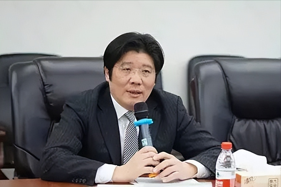 巨星科技仇建平,草根逆袭千亿富豪,打造中国工具行业先锋!