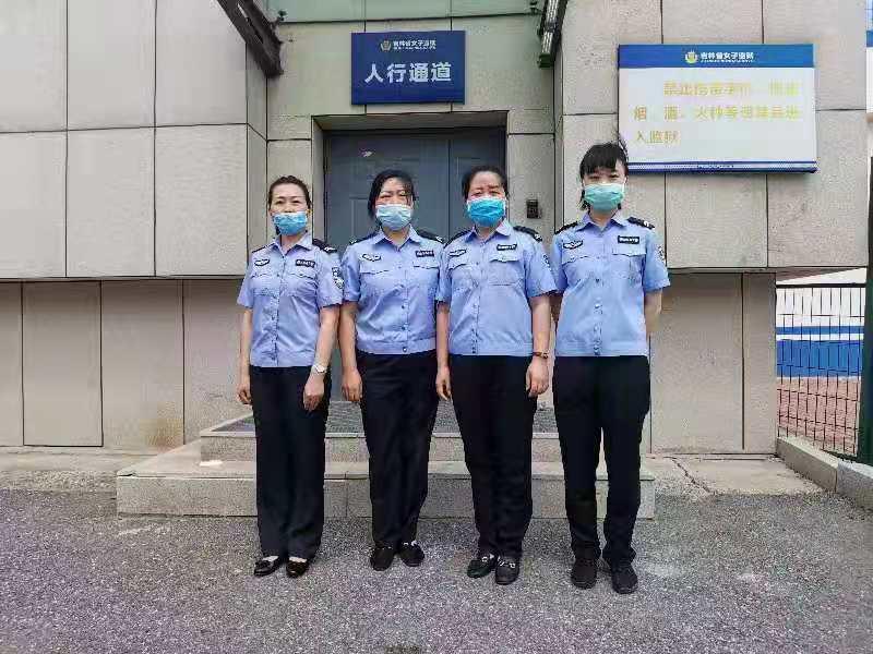 大连女辅警图片